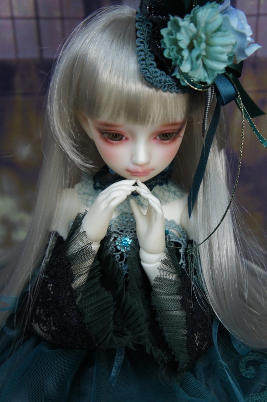 QUEEN'S DOLL(クイーンズドール）